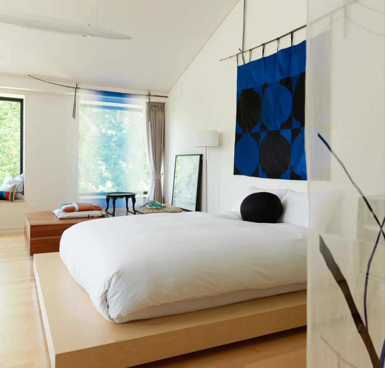 CASA LIVING, August,  2018.